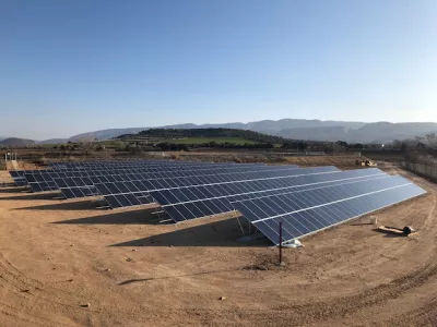 solar_farm2.jpg