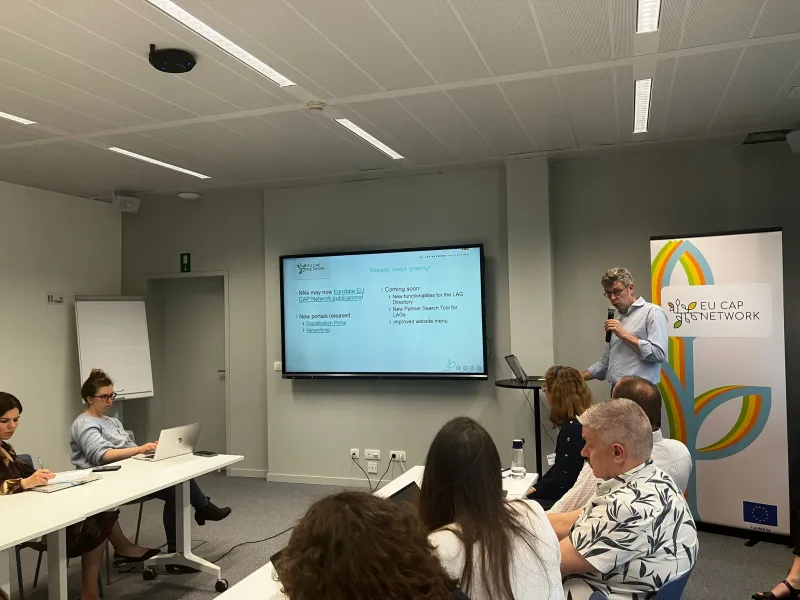 Communications support unit presenting their activities