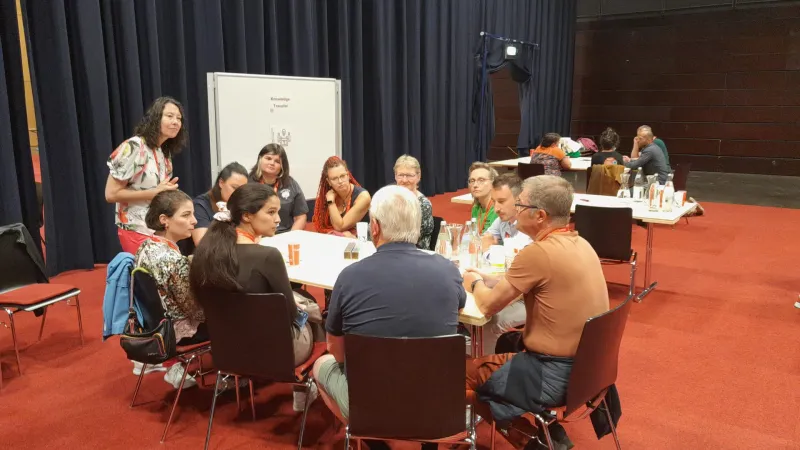 Group discussion at LINC2025