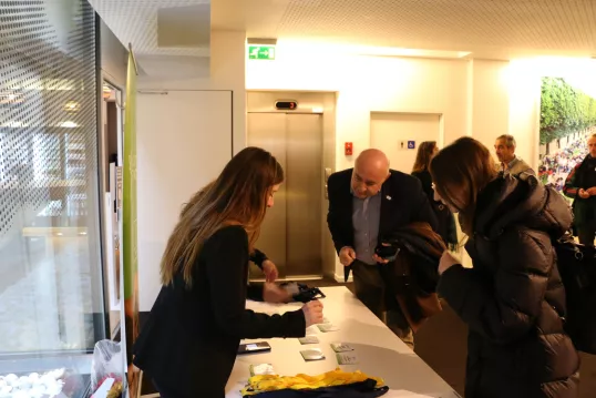 Participants arriving at the FSDN Workshop